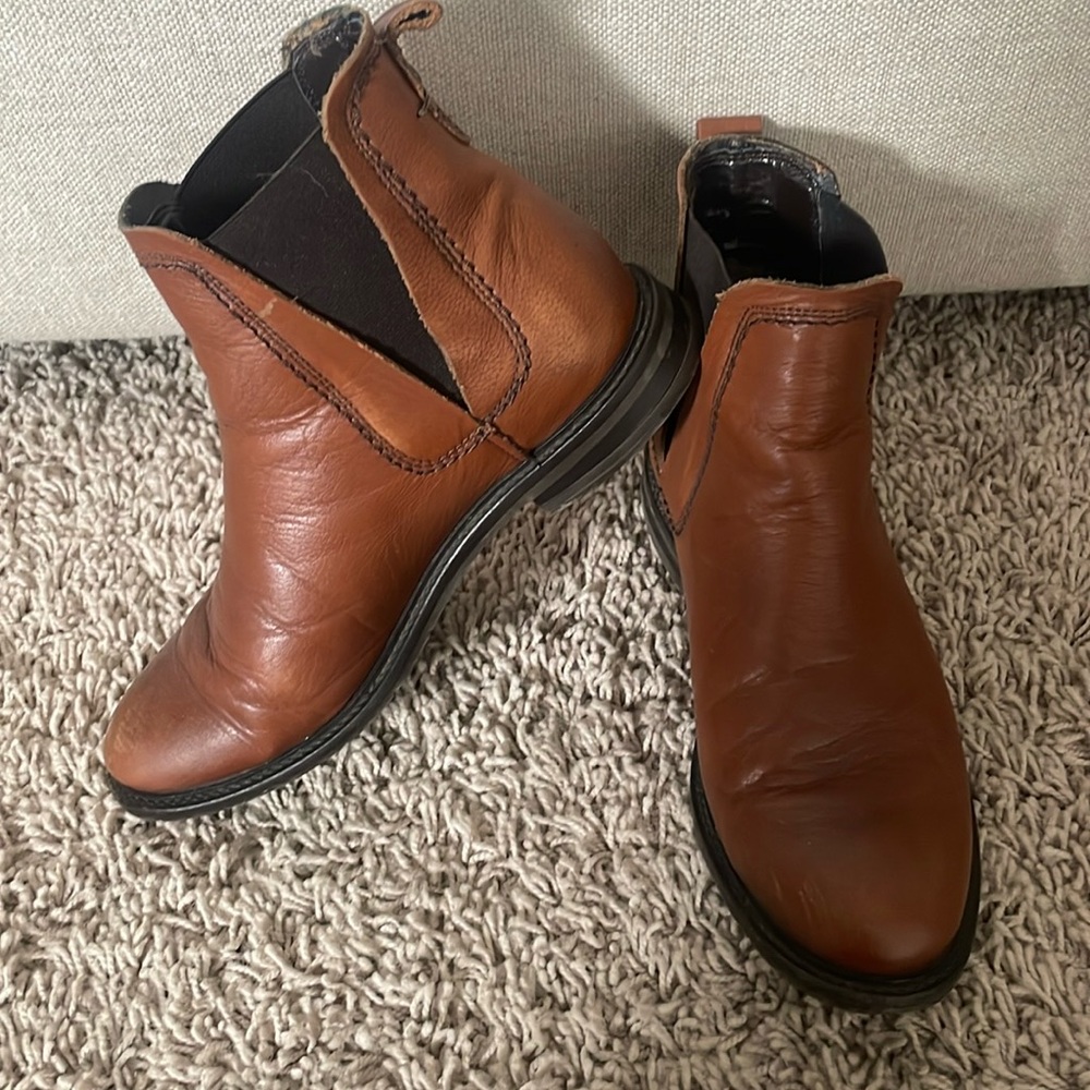 Next Chelsea boots size 6